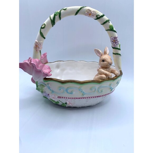 Avon Springtime Collection Ceramic Basket w Bunny and Flowers 7.5 Inch - Picture 9 of 11